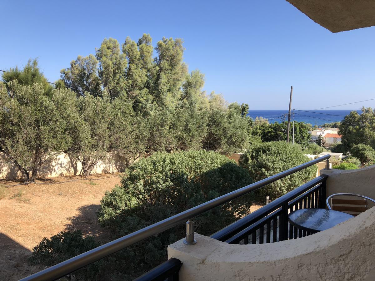 Blue Sky Hotel كوتْسوناري المظهر الخارجي الصورة