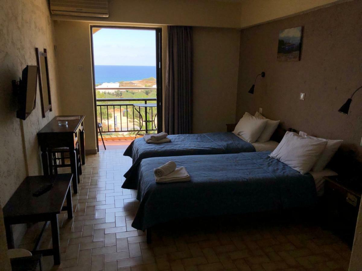 Blue Sky Hotel كوتْسوناري المظهر الخارجي الصورة